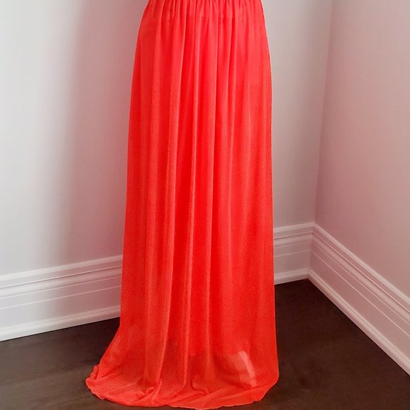 CITY TRIANGLES Sequined Gown Racer Back Sweetheart Neckline Pleats Layered Skirt - Picture 3 of 10